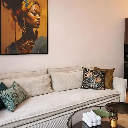 Apartman Beautiful With Terrace And Balcony *