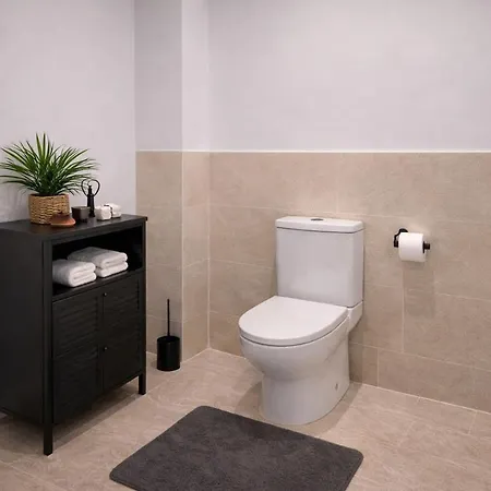 Beautiful With Terrace And Balcony Apartman *